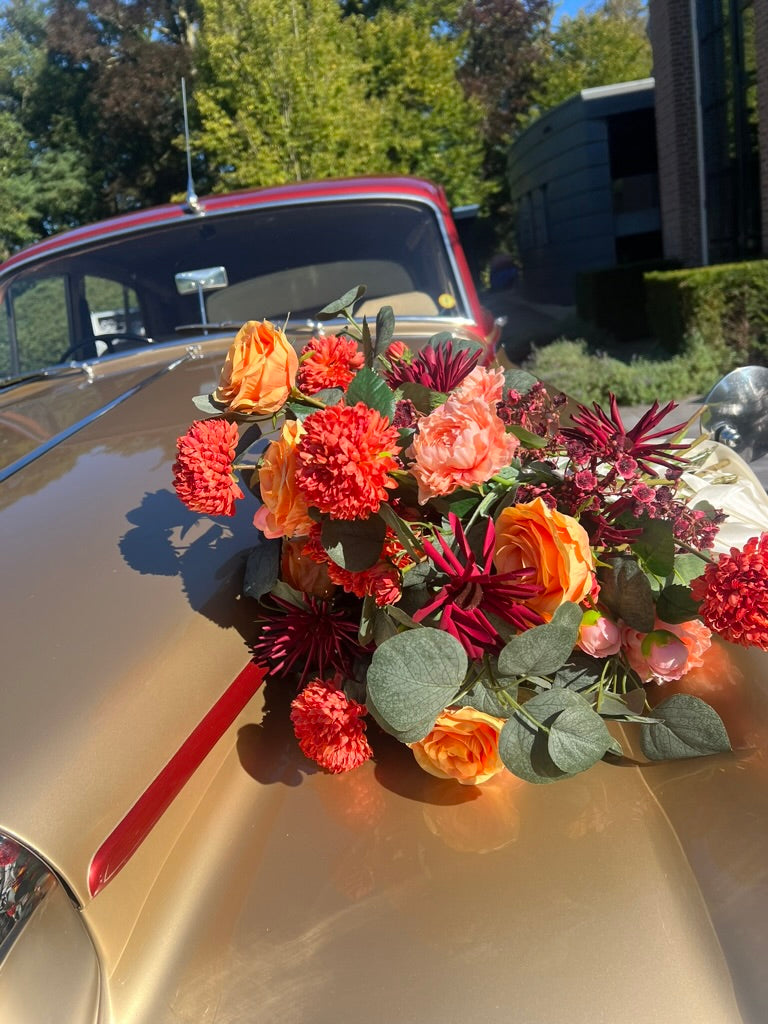 Bruidsboeket op auto | Bloom of life
